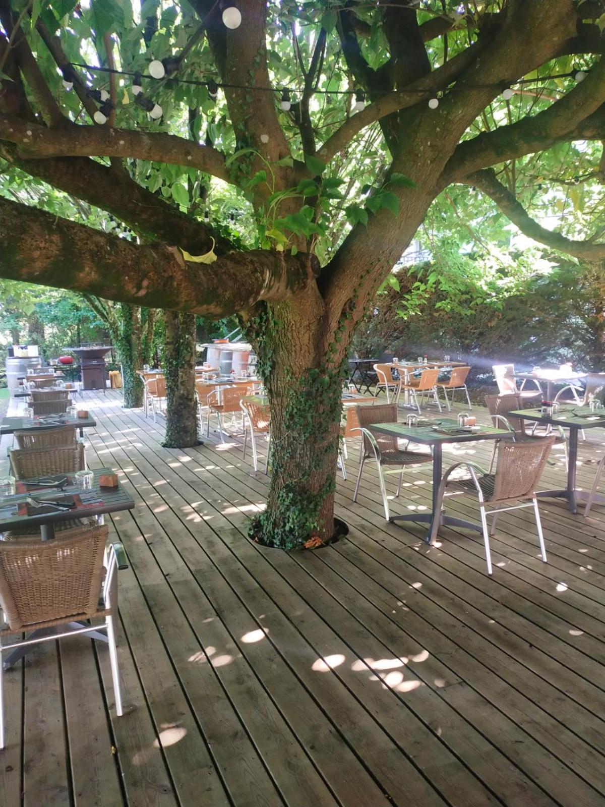 Hotel Bon Repos Barbezieux-Saint-Hilaire Экстерьер фото
